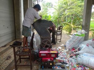 Plastic Chopping at TPS 3R Bonjeruk Asri (Greeneration Foundation)